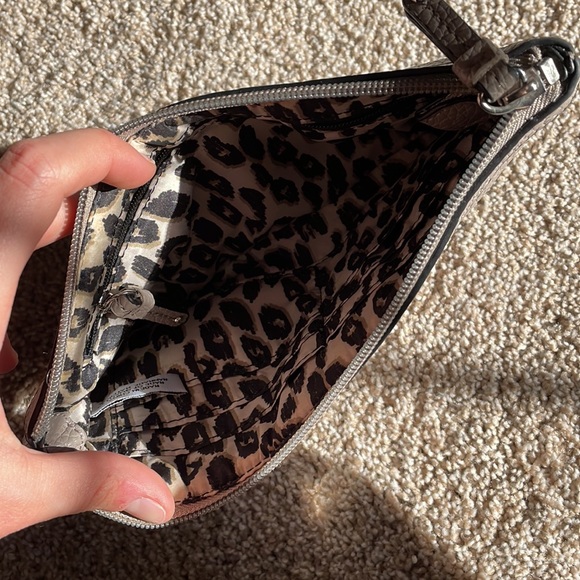 Grey Nine West wristlet - Picture 2 of 3